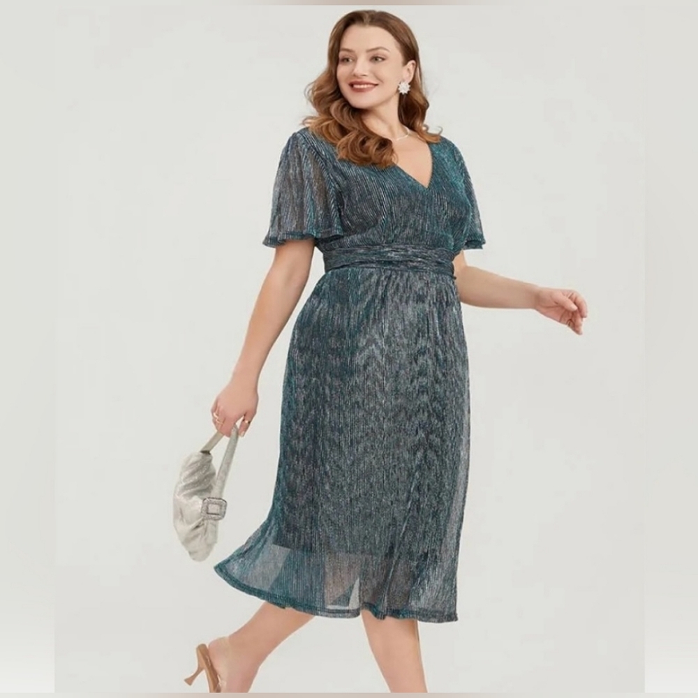 BloomChic Teal Midi Dress - Picture 6 of 9